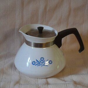 Vintage 6 cup Corningware Cornflower Blue Tea/Coffee pot
